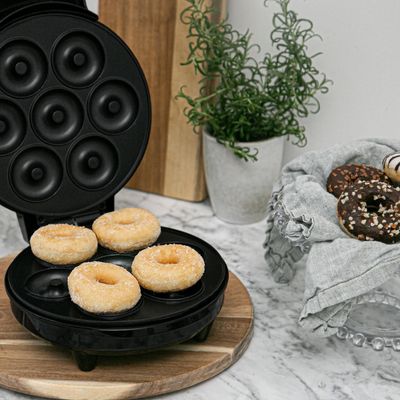 Donut Maker DM110