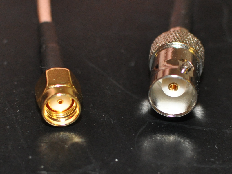 translate the following text to en and keep the formatting:

RP-SMA to BNC Female RF Adapter Cable