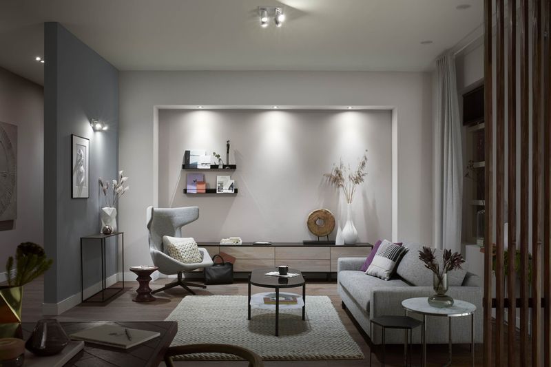 Hue Centura infälld spot 1x5,7W White and Color Ambience - rund vit ram