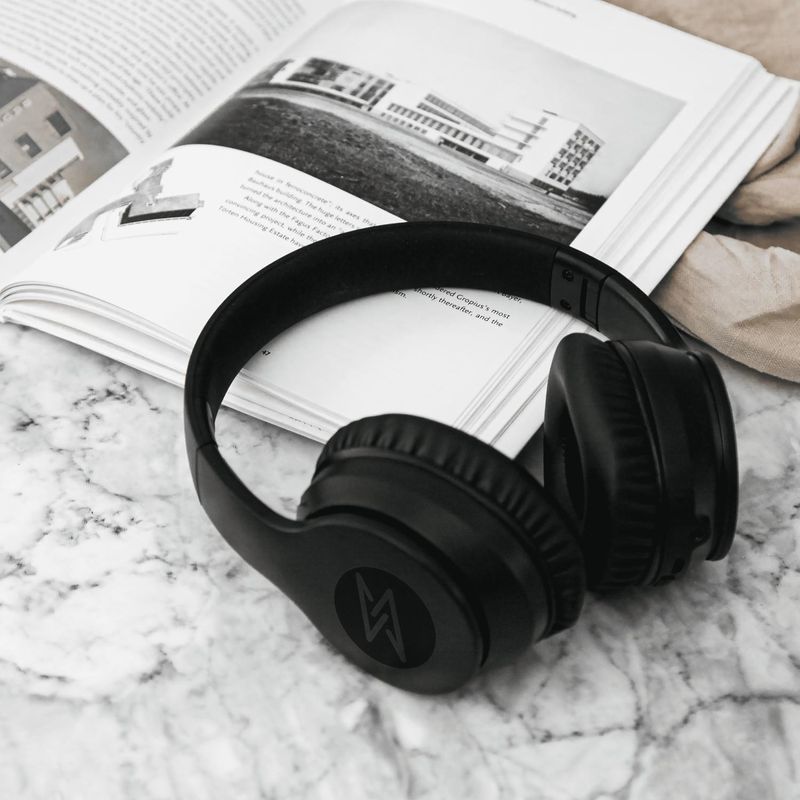 Over-Ear Wireless headset with ANC - HBT500