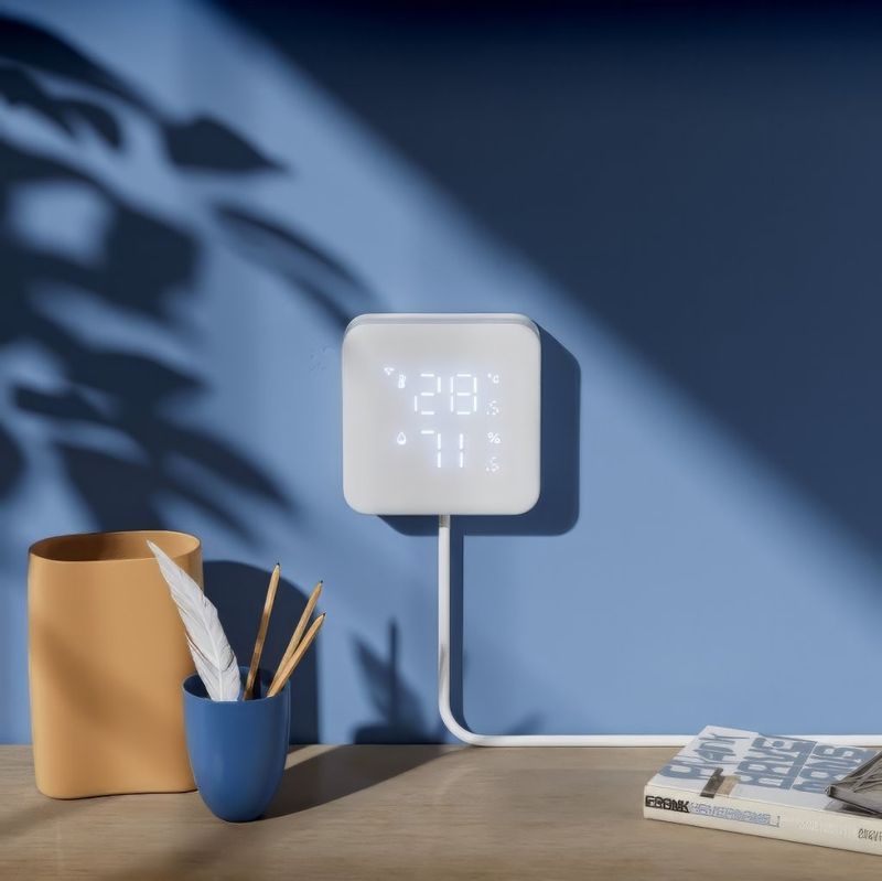 Woox Smart IR Remote med termometer & luftfuktighetssensor