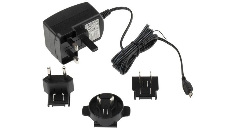Laddare USB 2,5A 1,5m kabel - Svart med adaptrar