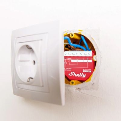 Wave 1 PM - Inbyggnadsrelä med Z-Wave & Energimätning