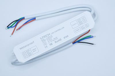 Vattentålig förstärkare till RGB-lister