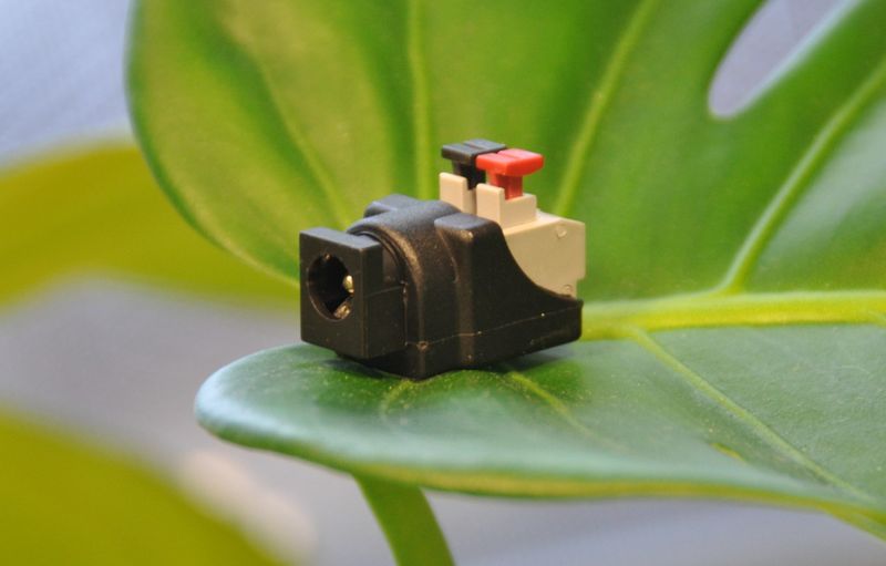 DC Adapter with Quick Terminal