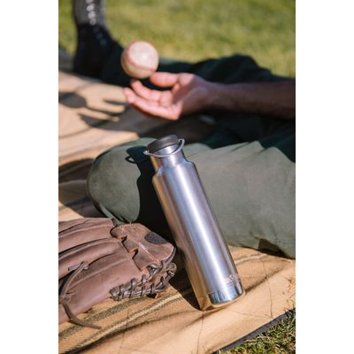 Isolierter Klassiker 592 ml Gebürsteter Edelstahl