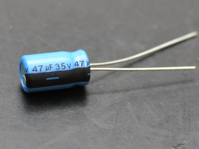 47uF 35V Electrolytic Capacitors - Pack of 10