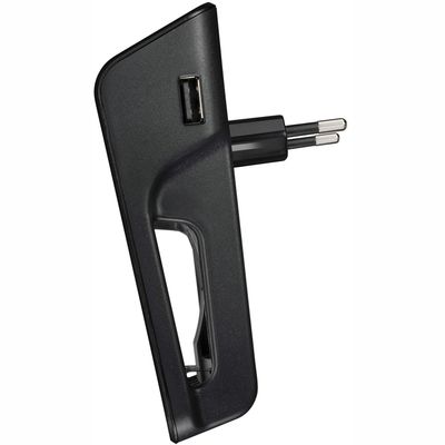 LCD Plug Carger+ AA/AAA/9V + USB inkl 4xAA