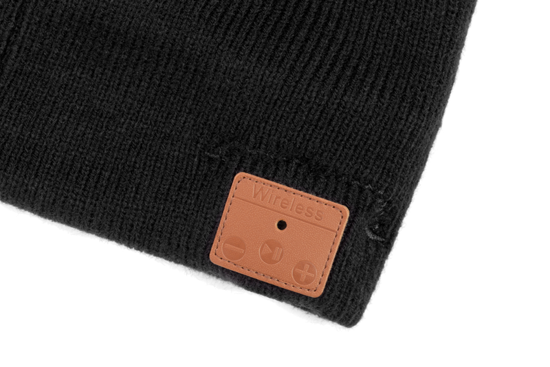 Mössa med inbyggda hörlurar, svart