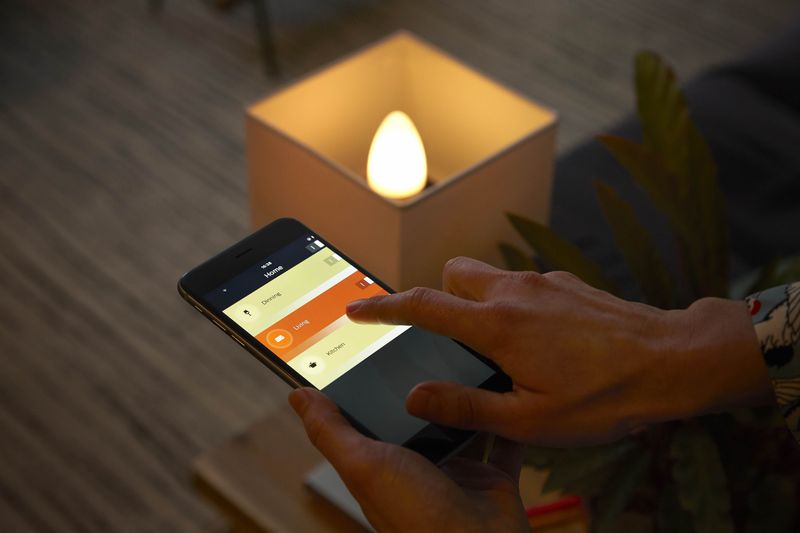 Hue White Ambiance B39 E14