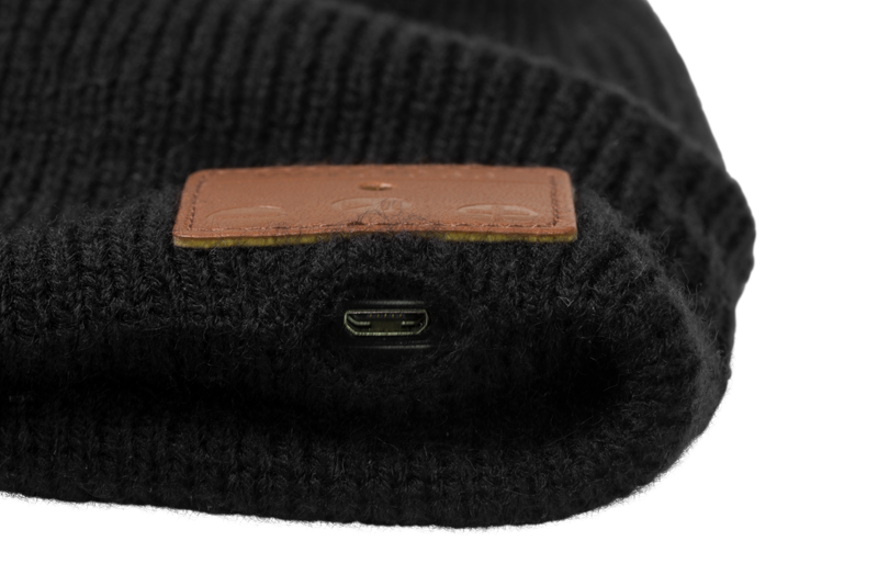 Mössa med inbyggda hörlurar, svart