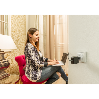 Indian/DK to Eur Power Adapter