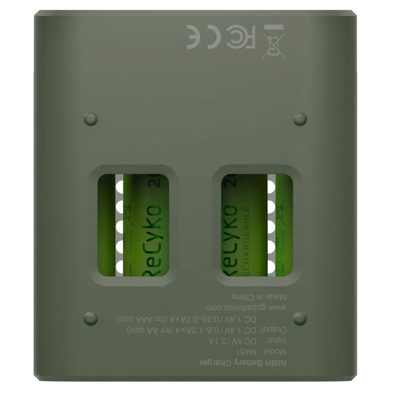 ReCyko M451 Laddare USB + 4xAA 2600mAh