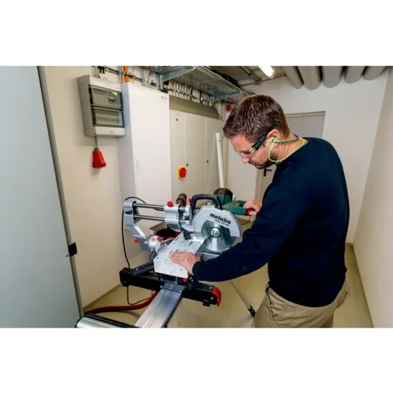 Metabo KGSV 254 MC Kap-/gersåg 254MM (1450W)