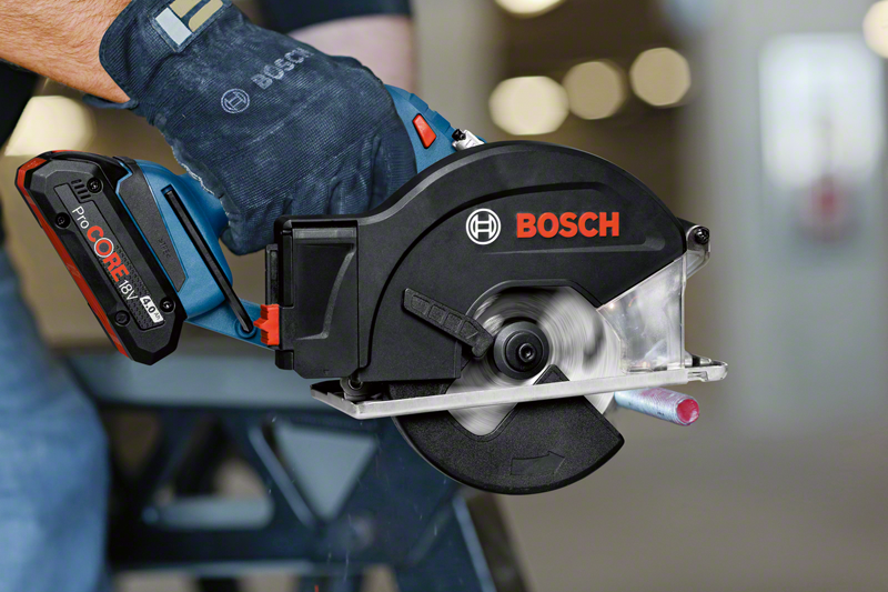 Bosch GKM 18V-50 Metallcirkelsåg 136mm 18V