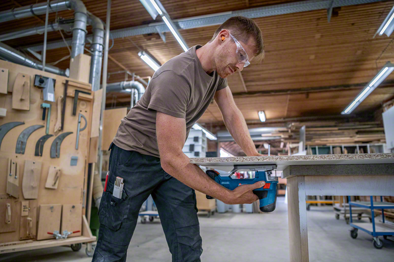 Bosch GST 18V-155 SC Sticksåg 18V L-BOXX