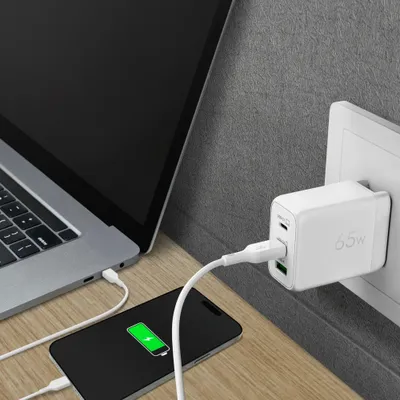 GP Väggladdare 2xUSB-C + USB-A 65W