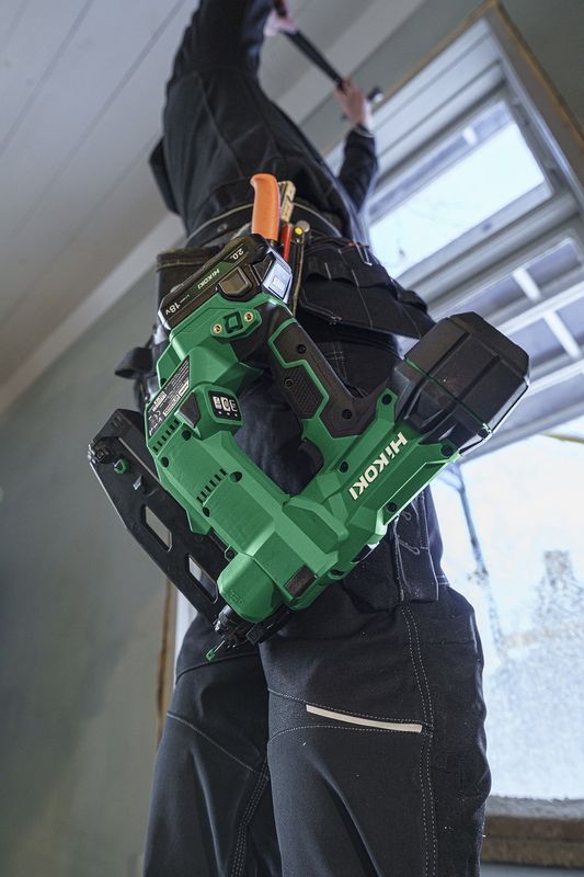 HiKOKI NT1865DSA Dyckertpistol 18V (2x2,0Ah)