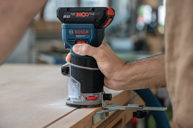 Bosch GKF 18V-8 Kantfräs 18V L-BOXX