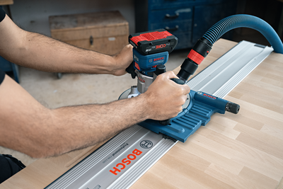 Bosch GKF 18V-8 Kantfräs / Överhandsfräs 18V L-BOXX