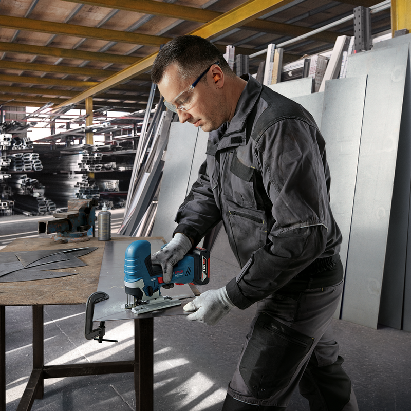 Bosch GST 18V-125 S Sticksåg 18V L-BOXX