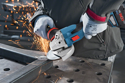 Bosch GWS 18V-15 C Vinkelslip 125mm 18V L-BOXX