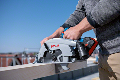 Bosch GKS 18V-70 L Cirkelsåg 190mm 18V L-BOXX