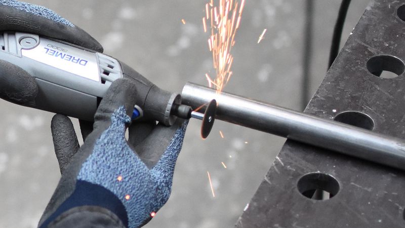 Dremel 3000 Multiverktyg Inkl 15st Tillbehör & Väska