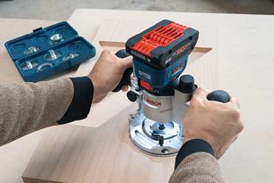 Bosch GKF 18V-8 Kantfräs / Överhandsfräs 18V L-BOXX