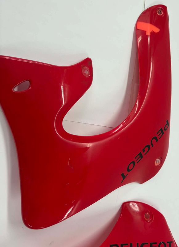 Kåpset Peugeot XPS
