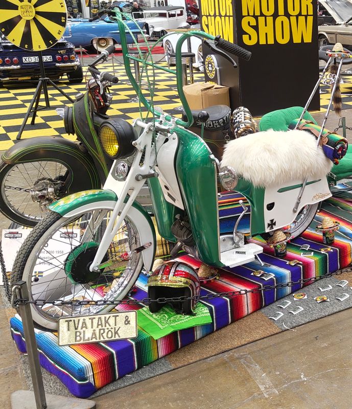 Däck Vit Sida 2.50x15 (20x250) Compact/Scoper/Mamba/Flakmoped