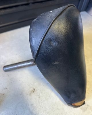 Begagnad Sadel Flakmoped