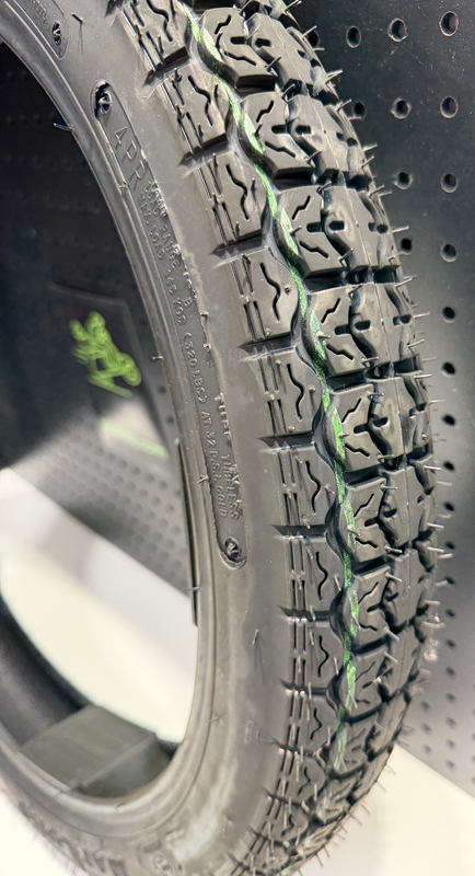 Däck 2.75-17 (21x2.75)