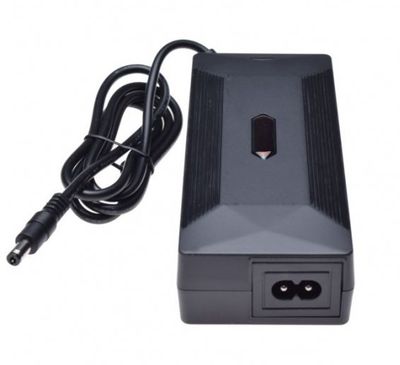 Batteriladdare Universal