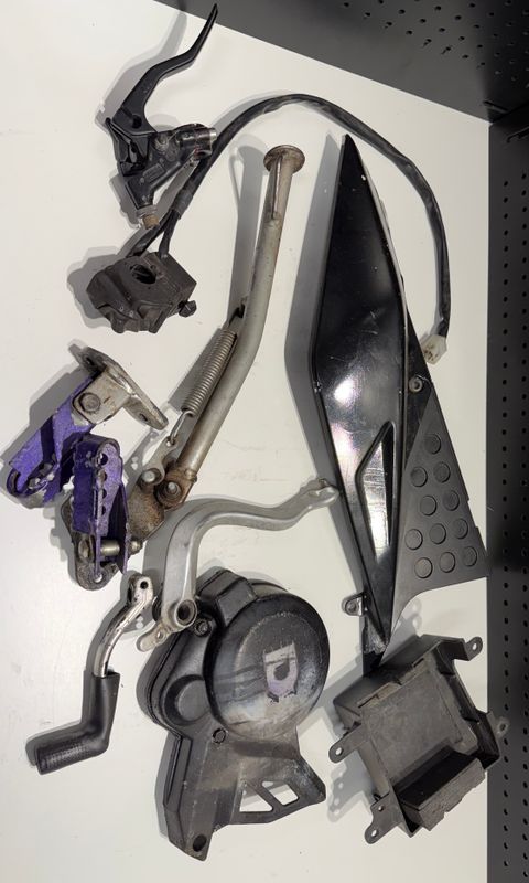 Begagnad Derbi DRD Pro Delar