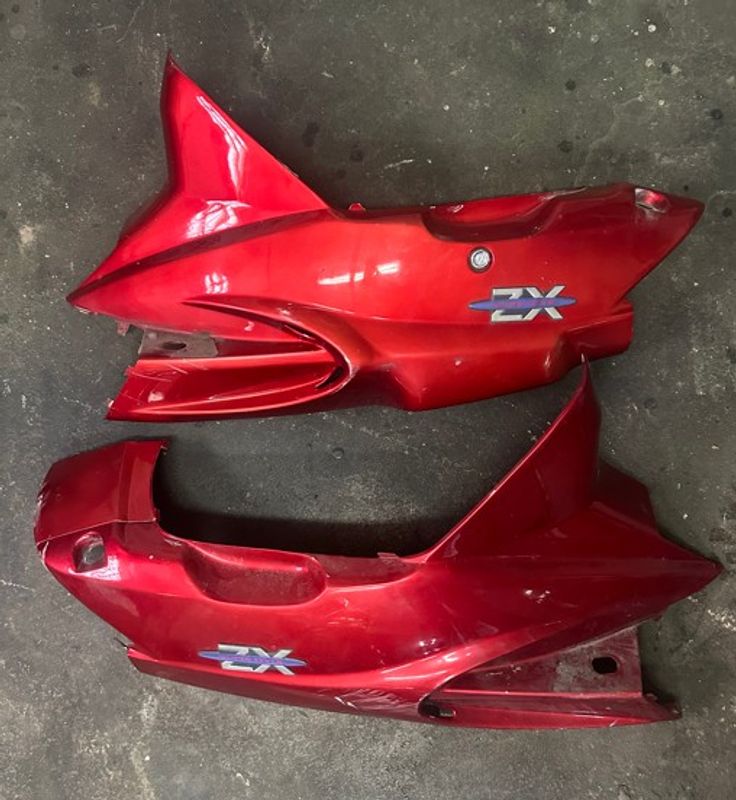 Sidokåpor Kymco Fever ZX