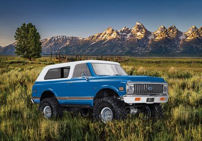 TRX9111X Kaross Chevy Blazer '72 Blå/Vit Komplett