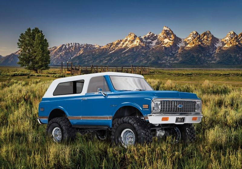 TRX9111X Kaross Chevy Blazer '72 Blå/Vit Komplett