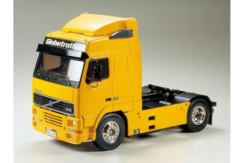 TAMIYA 1/14 VOLVO FH 12 GLOBETROTTER 420