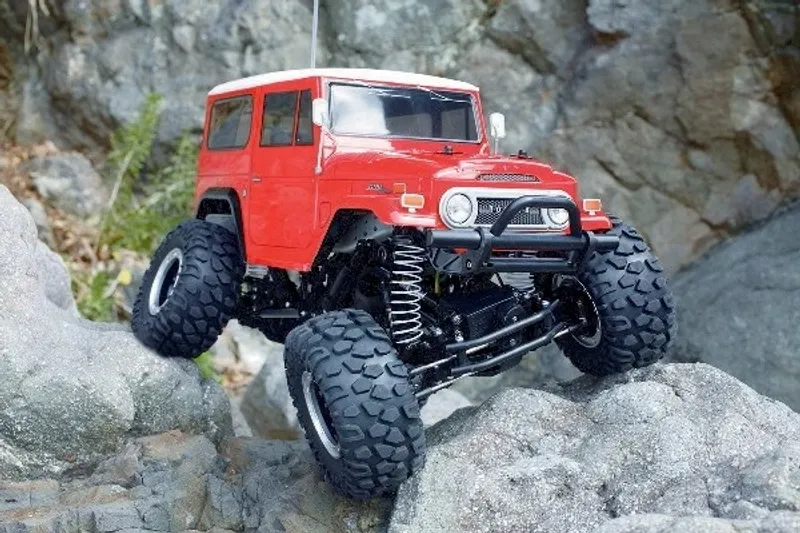 TAMIYA 1/10 R/C Toyota Land Cruiser 40 (CR-01)