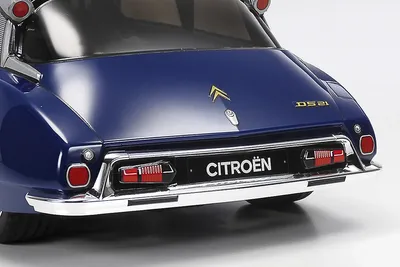 TAMIYA 1/10 R/C Citroën DS (MB-01)