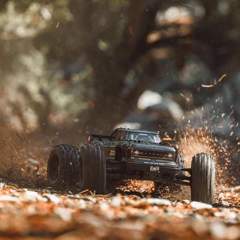 ARRMA Outcast 1/10 4x4 4S Stunt Truck RTR (utan batteri/laddare)