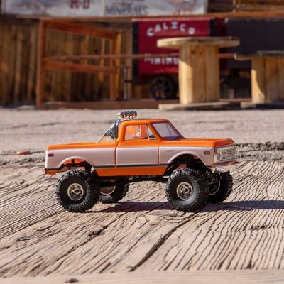 Axial 1/24 SCX24 1967-1972 Chevrolet C10 4WD Truck RTR, Orange (Inkl. Batteri/Laddare)