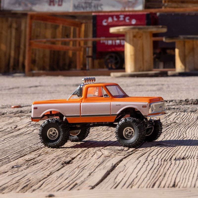 Axial 1/24 SCX24 1967-1972 Chevrolet C10 4WD Truck RTR, Orange (Inkl. Batteri/Laddare)