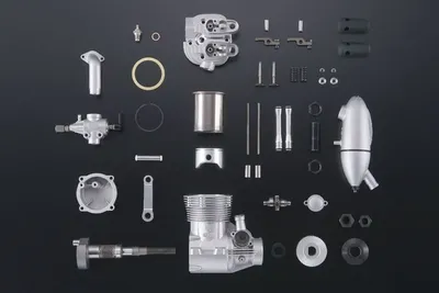 O.S. Engine FS-95V 15.59cc 4-takts flygmotor med ljuddämpare