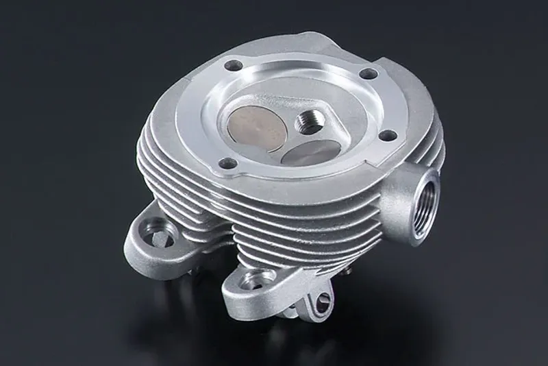 O.S. Engine FS-95V 15.59cc 4-takts flygmotor med ljuddämpare