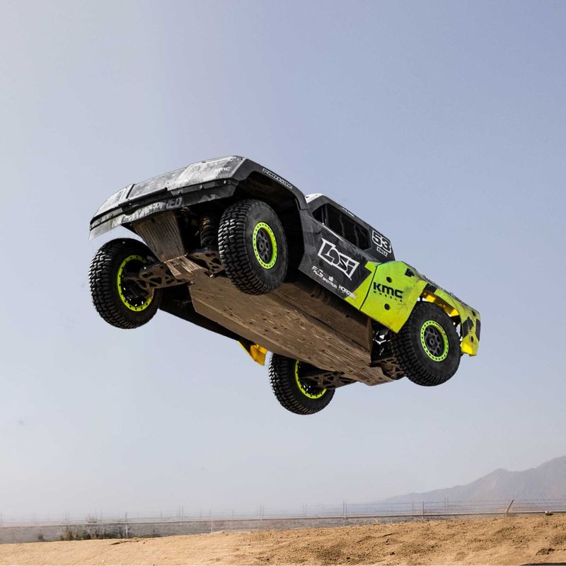 Losi 1/5 5IVE-TG 3.0 Gas 4WD Desert Truck RTR