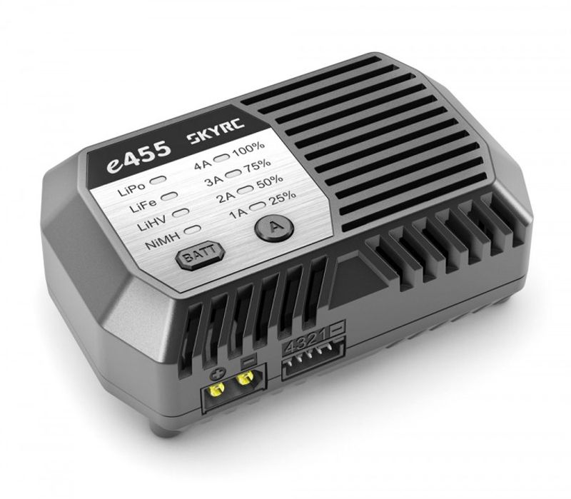 Laddare SkyRC e455 Laddare Lipo/LiFe/LiHv 2-4S NiMH 6-8S