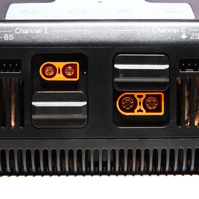 S2200 G2 AC Spektrum Smart Dubbel Laddare 2x200W