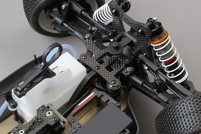 Intech BR-6 2.0 1/8 4wd Offroad Nitro Buggy.